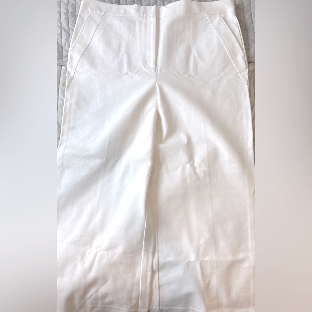 Ann Taylor the wide leg White trouser wide leg size 16